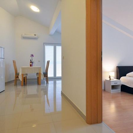 Apartmani Vedrana, ムルテル エクステリア 写真