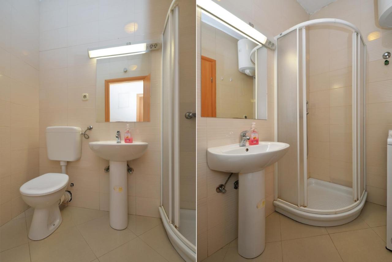 Apartmani Vedrana, ムルテル エクステリア 写真